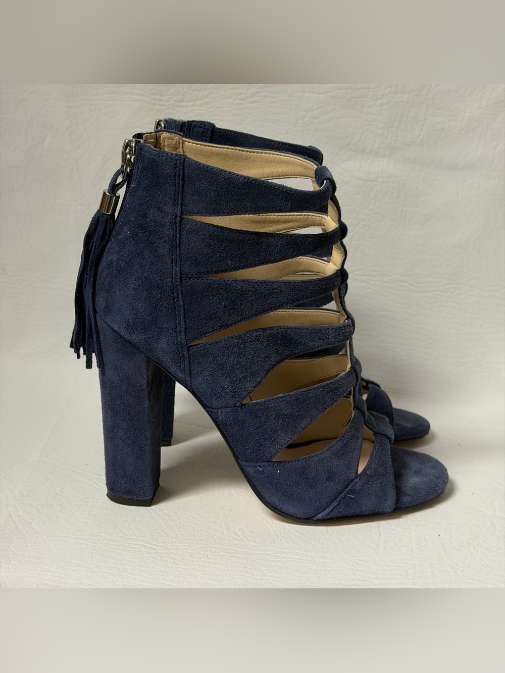 Marc Fisher Hindera Suade Navy Blue Gladiator
Sandal Sz 5.5